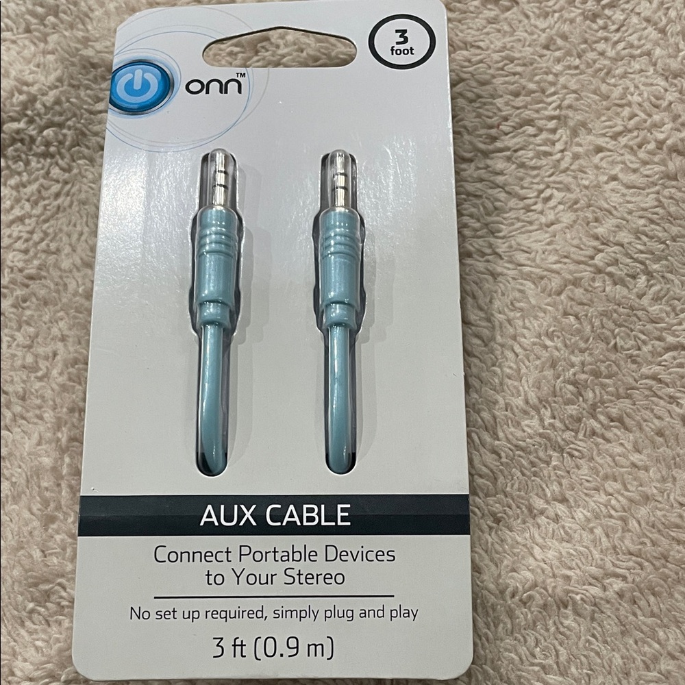 On Running Sky Blue Aux Cable 3ft